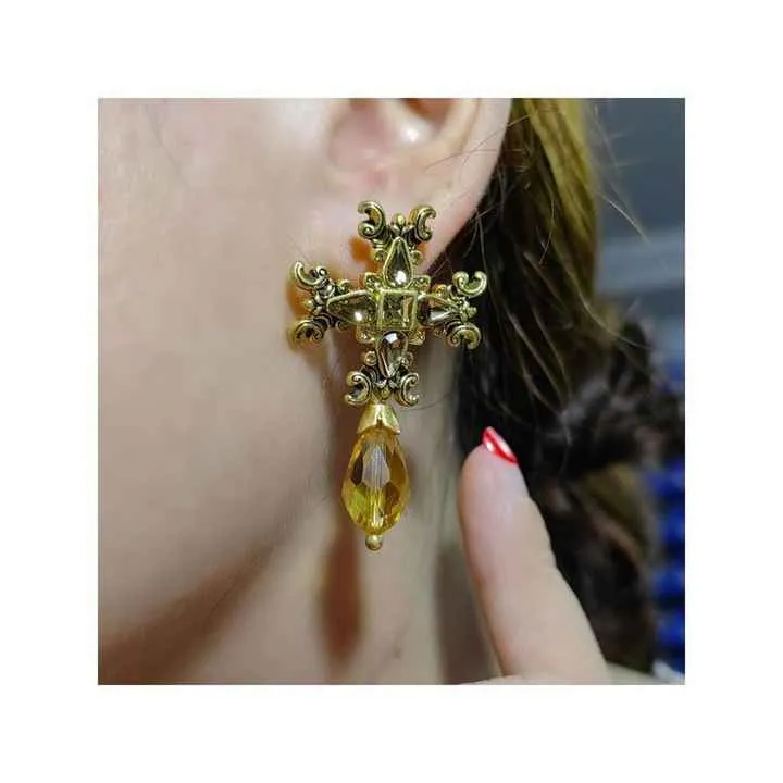 مجموعة مجوهرات عصرية -Modern Jewelry Collection