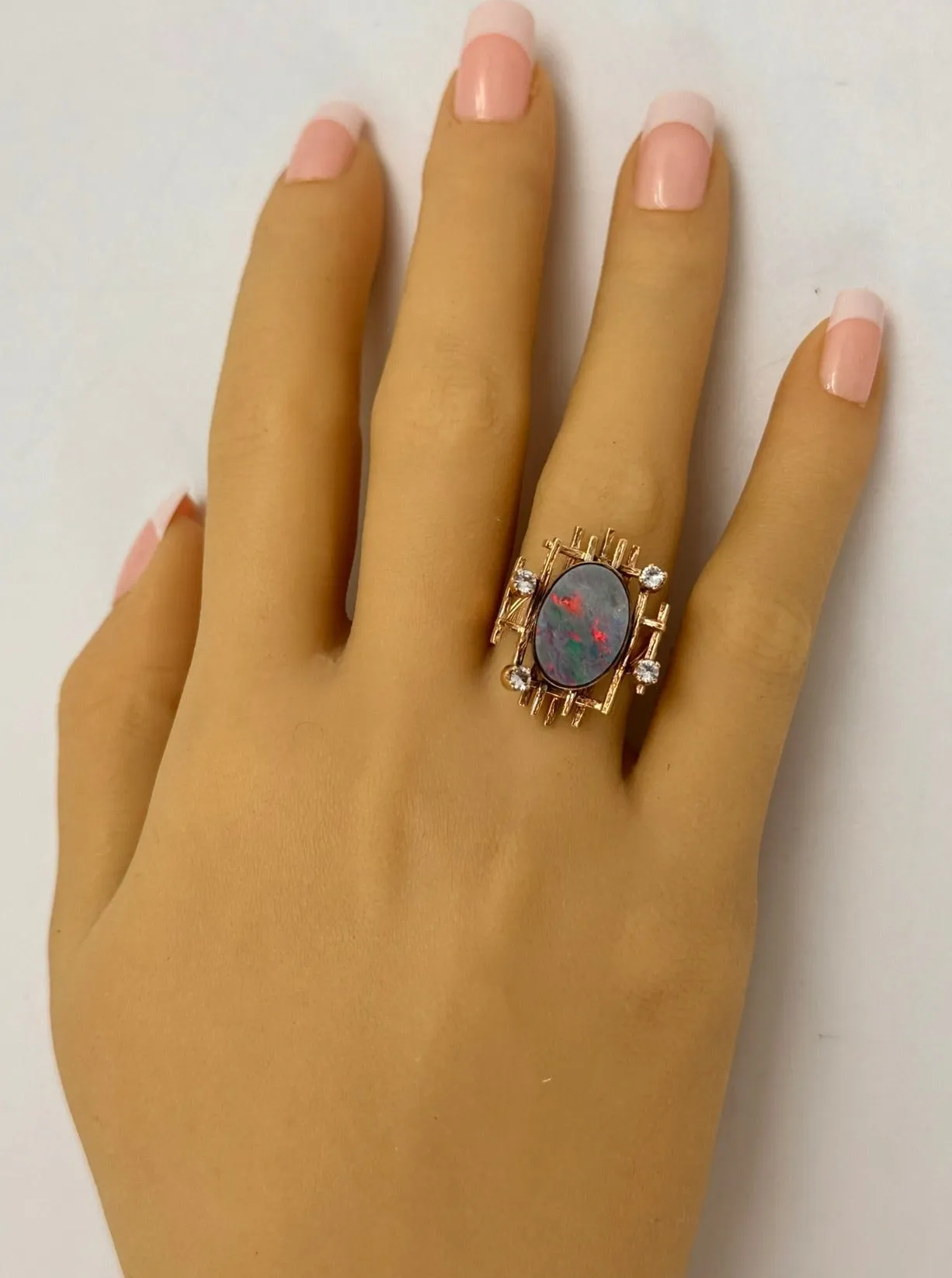 Exquisite 9ct Yellow Gold Opal Doublet & White Sapphire Ring