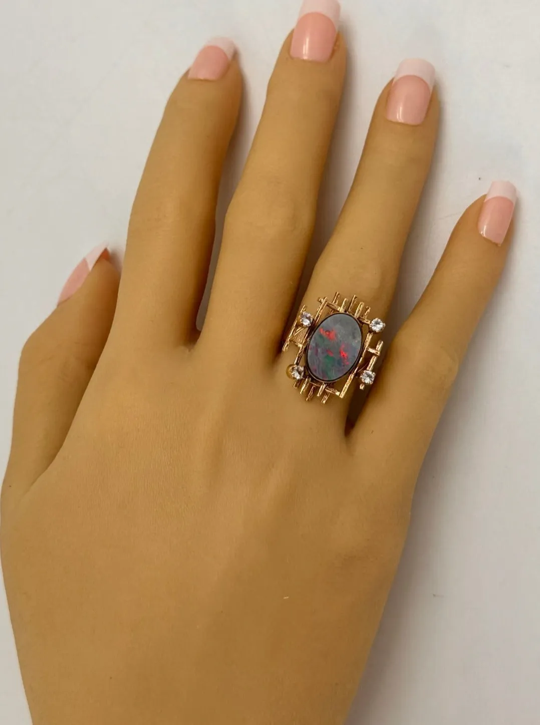 Exquisite 9ct Yellow Gold Opal Doublet & White Sapphire Ring