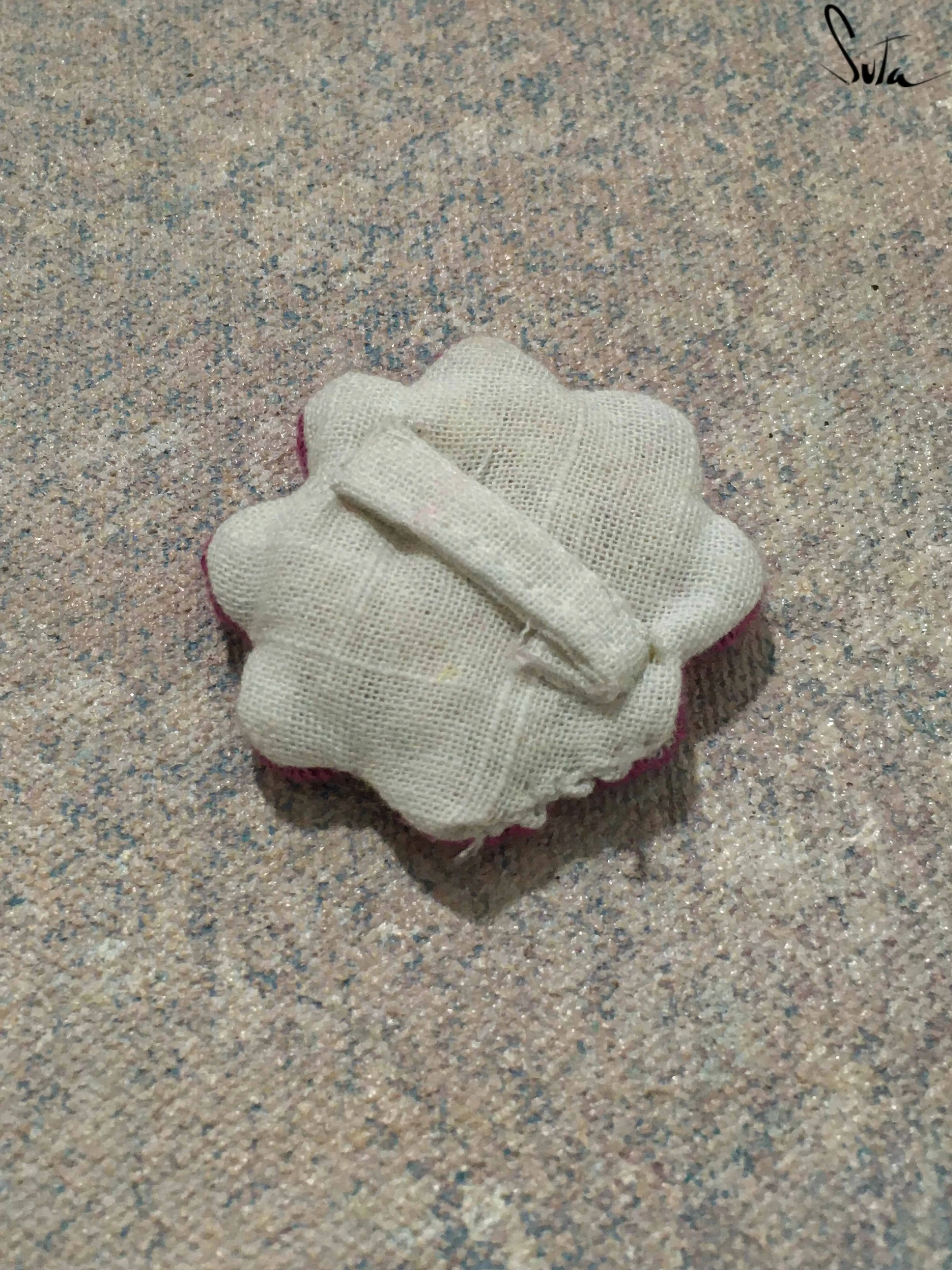 Gulabo (Brooch)