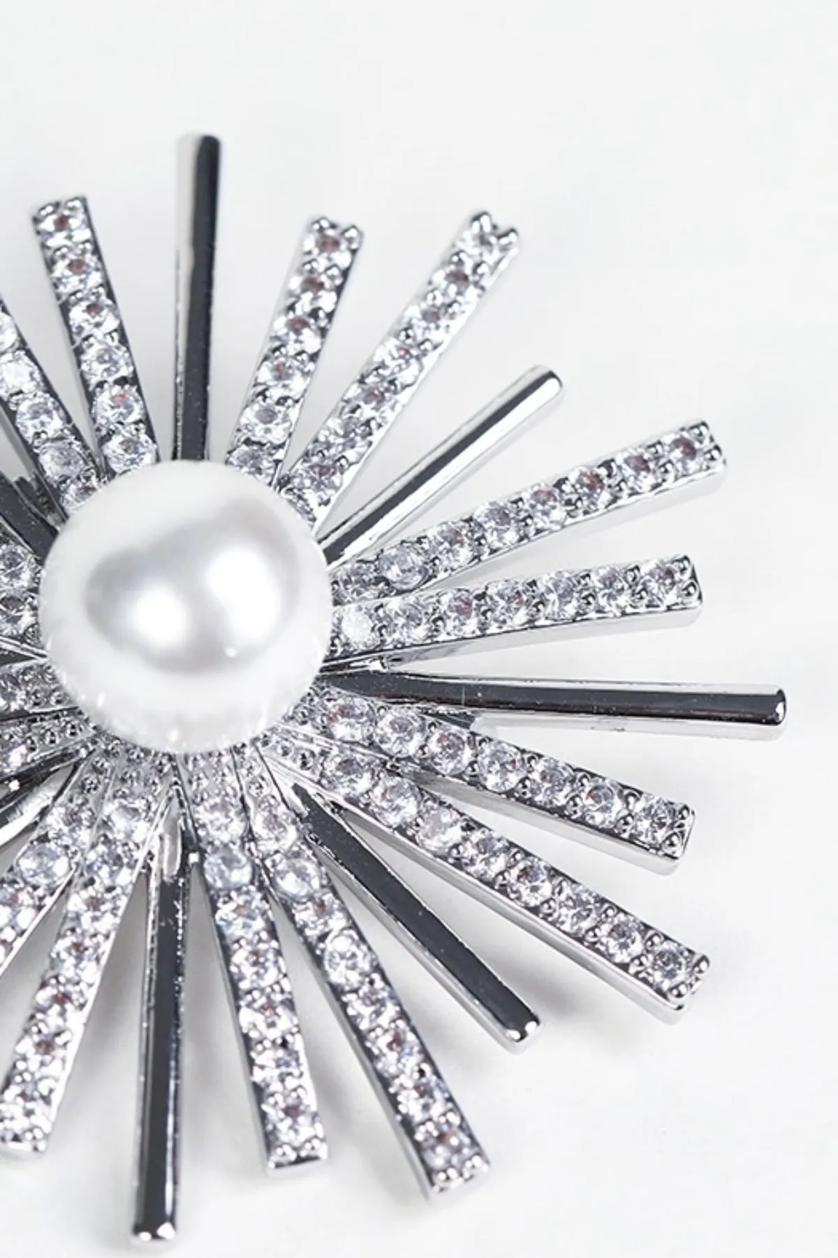 Silver Diamante & Pearl Brooch