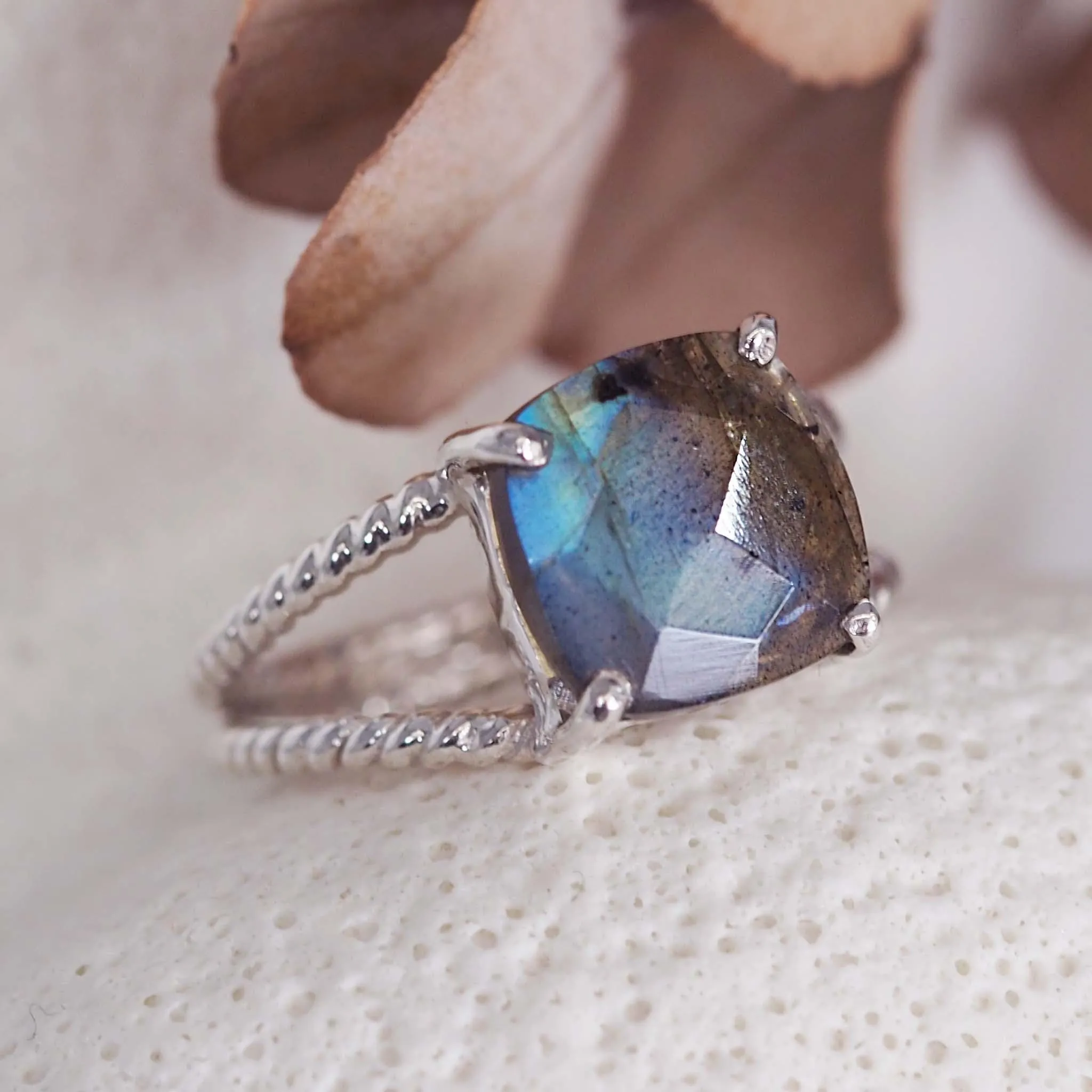 Silver Labradorite Double Twist Ring