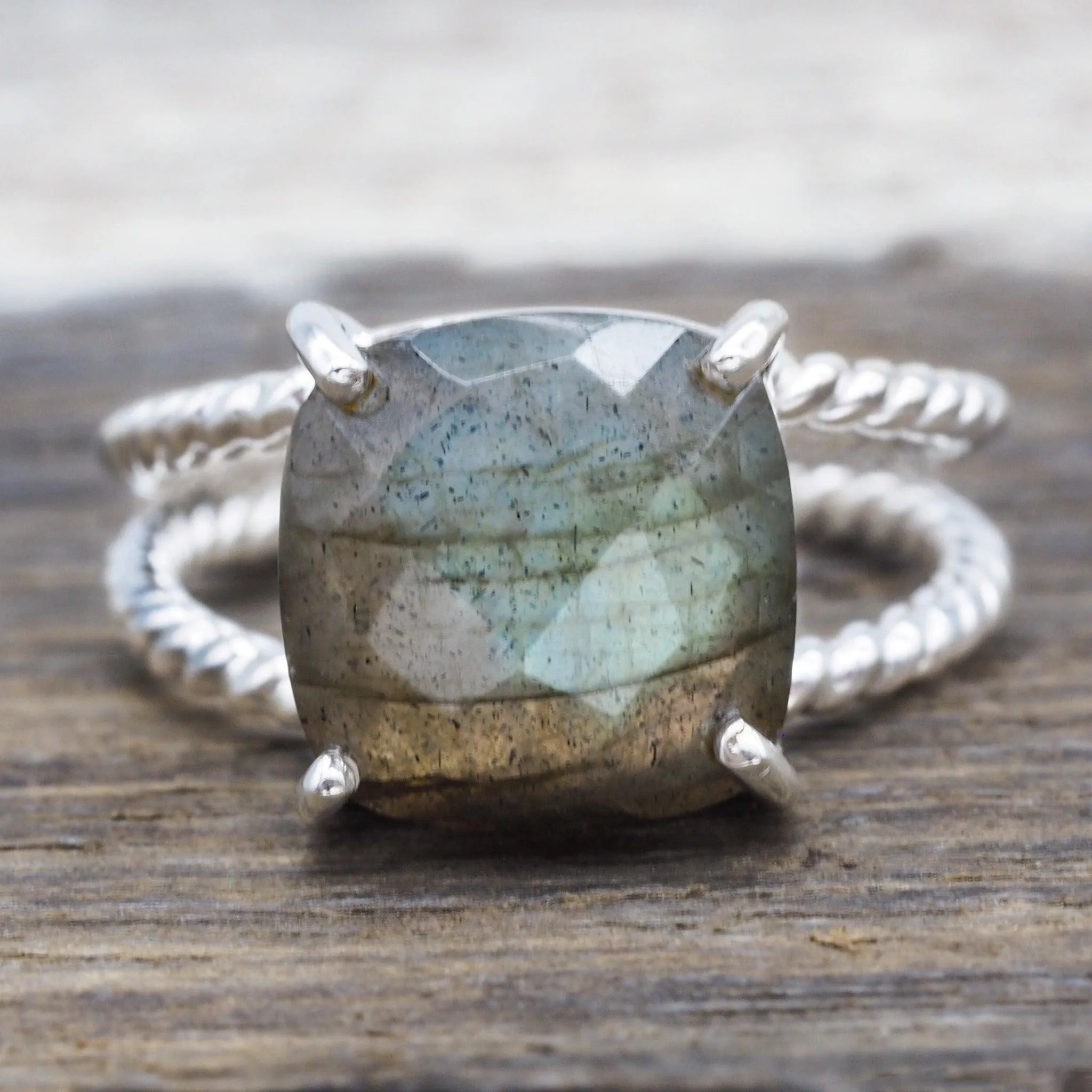 Silver Labradorite Double Twist Ring