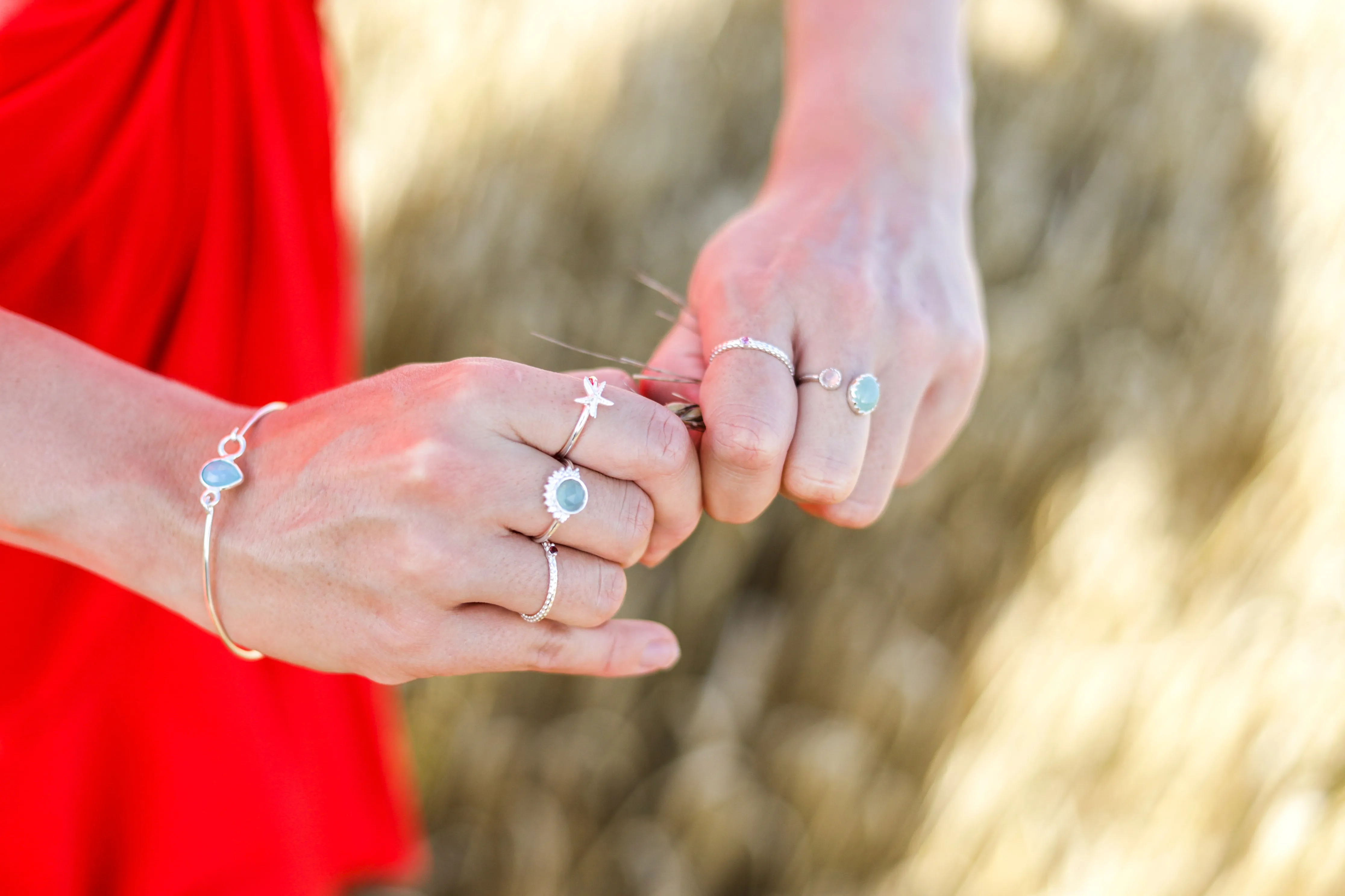 Sterling Silver Round Crested Ring